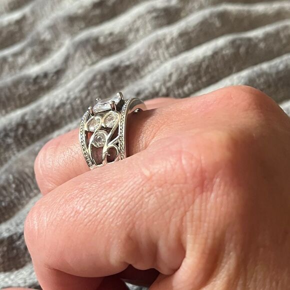 The Art Deco wide band ring in 925 silver and cubic zirconia sz 7 - Picture 6 of 9